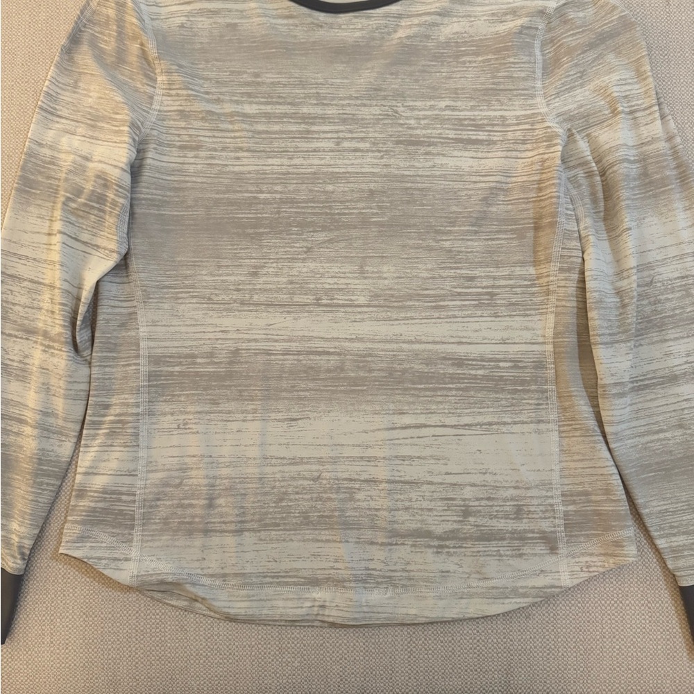 Lululemon License to Train long sleeve shirt